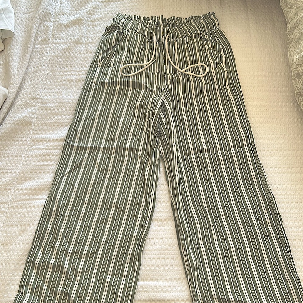 Loft Ankle Green Striped Pant Size XS